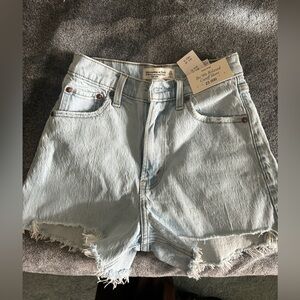 90’s high rise cutoff shorts